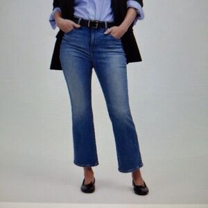 Madewell Women's Cropped Curvy Kick Out Jeans - Sz 33